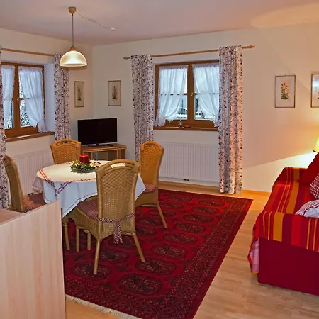 Haus Savoy - 2 Daire